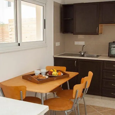 Aparthotel Alecos