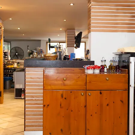 Apart-hotel Alecos 3*