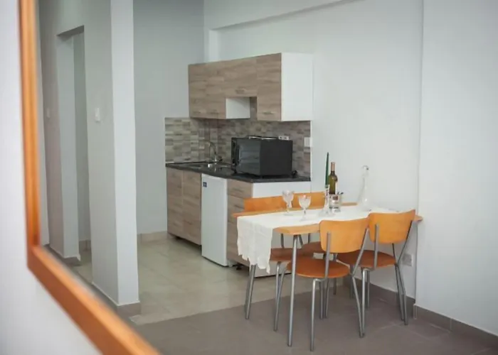 Alecos Апарт-отель Пафос