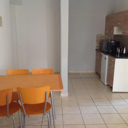 Aparthotel Alecos 3*