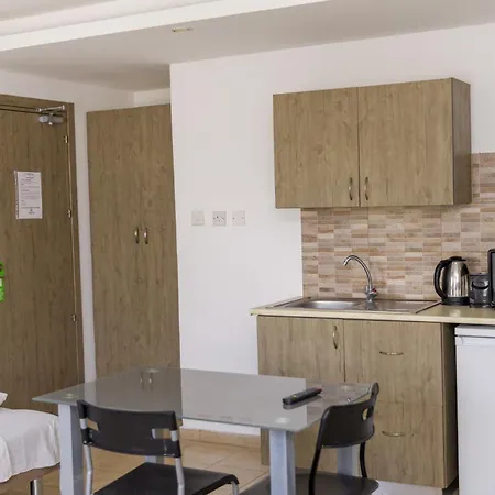 Alecos Apartmanhotel Paphos