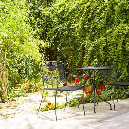 Aparthotel Alecos Paphos