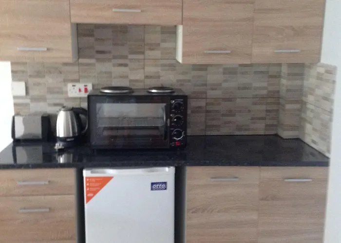 Alecos Aparthotel 3*