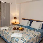 Alecos Aparthotel 3*