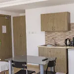 Alecos Aparthotel Paphos
