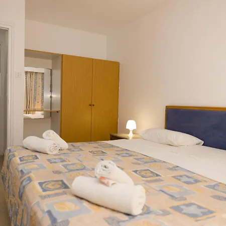 Apartmanhotel Alecos 3*