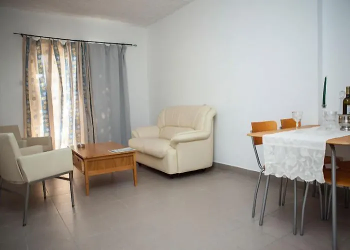 Alecos Apartmanhotel Paphos