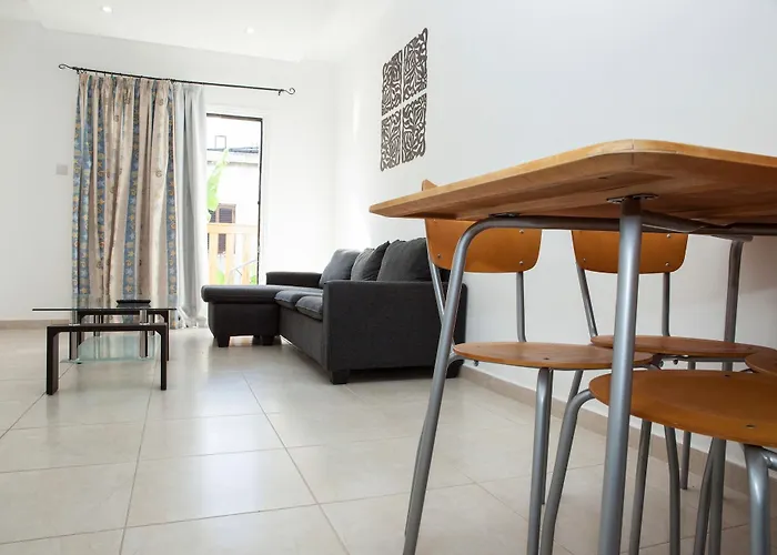 Alecos Apartmanhotel 3*