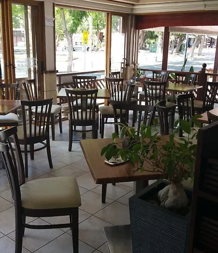 Apartmanhotel Alecos 3*